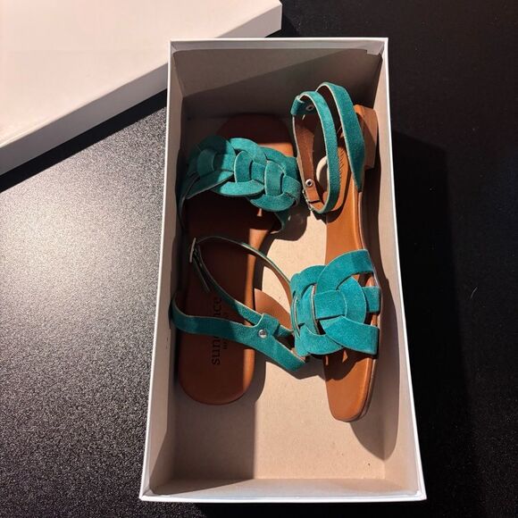 Sundance Cosmos Suede Sandals size 37/6 Turquoise NEW in box - Picture 3 of 14